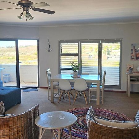 Madriko 36 Cozy Self Catering 2 Bedroom Apartment Langebaan Exterior foto