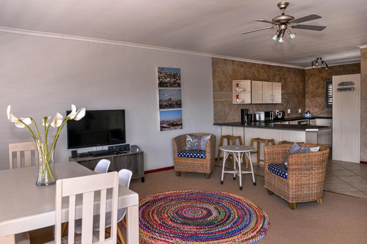 Madriko 36 Cozy Self Catering 2 Bedroom Apartment Langebaan Exterior foto